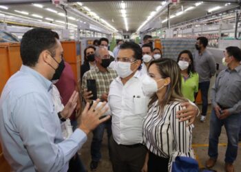 Le apuesta Lalo Gattás al desarrollo de Victoria