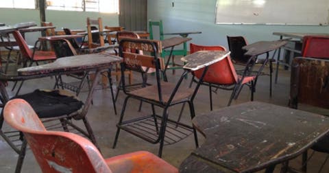 Con o sin alumnos y sin insumos de limpieza, regresan maestros a las aulas