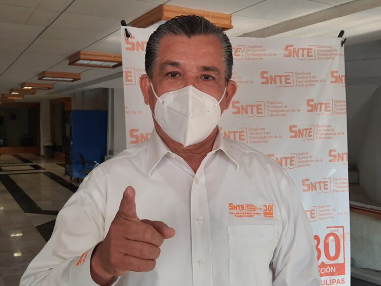 Exige SNTE a brigadas de vacunación una disculpa publica por exhibir docentes