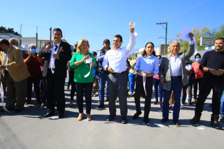 Entrega alcalde Lalo Gattás nueva obra de vialidad en sector oriente de Victoria