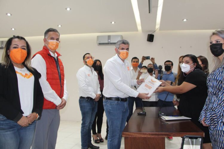 Entrega MC plataforma electoral ante el IETAM