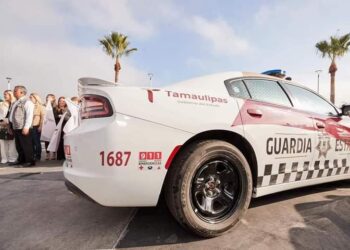 Entrega Gobernador 40 patrullas a la Guardia Estatal