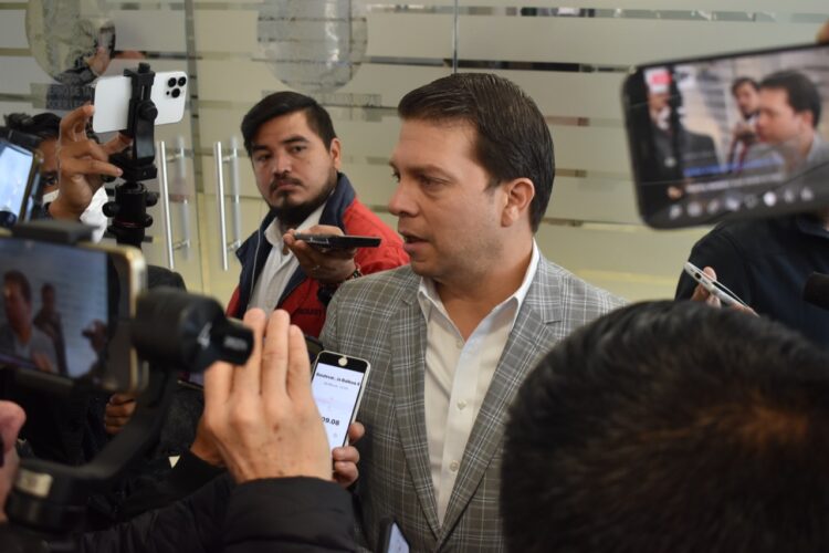 Reportan estable salud del Diputado Luis René Cantú
