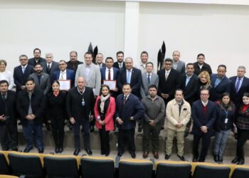 Imparten conferencia sobre Operaciones con Recursos de Procedencia Ilícita, su combate y prevención en México