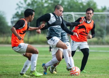 Cumple Correcaminos primer partido de pretemporada