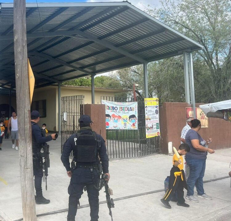 Operativo “Escuela Segura” garantiza protección de docentes y estudiantes 