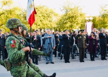 Conmemoran promulgación de Carta Magna de México con ceremonia cívica