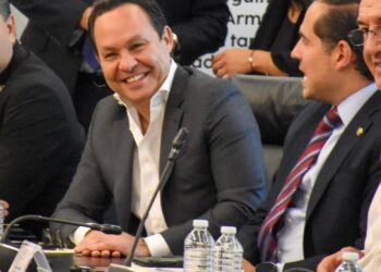 Clemente Castañeda presenta 10 puntos para que funcione la Comisión Bicameral