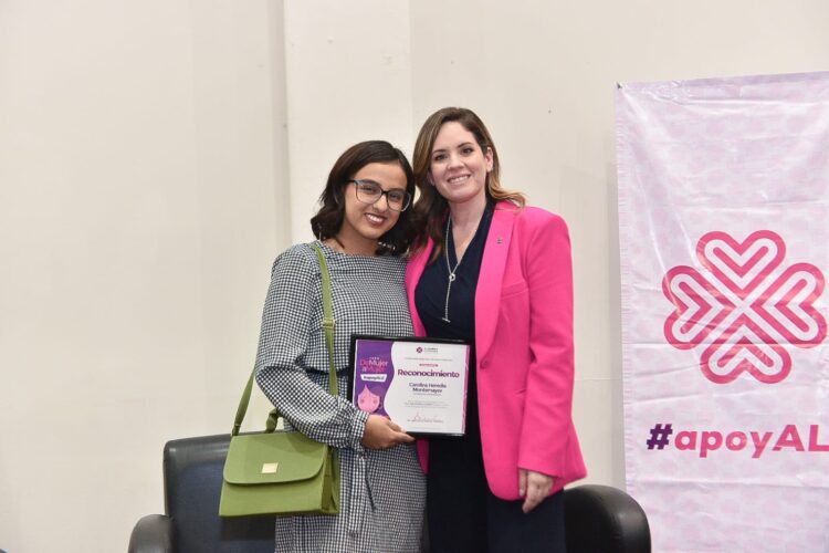Encabeza Ale Cárdenas foro “De Mujer a Mujer”