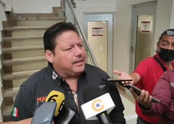 Exhorta Regidor a extremar precaución ante salida de cocodrilos