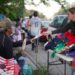 Escucha Ale a vecinos y comerciantes en el tianguis de Las Palmas