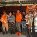 Sigue LuisTo visitando hogares de simpatizantes naranjas