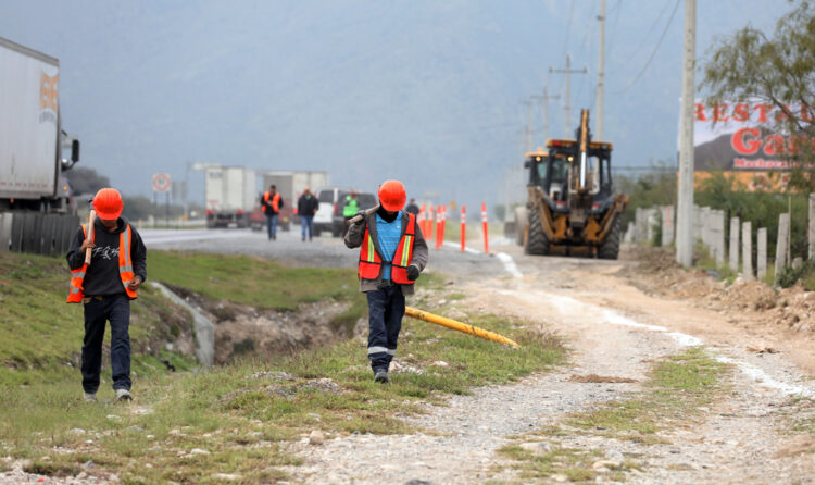 Avanzan trazos para la ampliación de tramos de carretera en zona Tesla