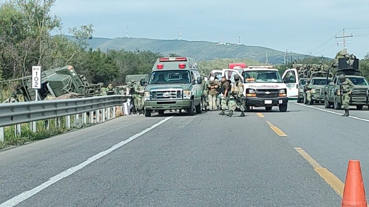 Militares lesionados por volcadura 