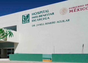 Megafarmacia cuenta con todos los medicamentos: Robledo