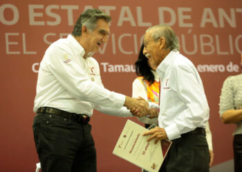 Aumento salarial alcanza a toda la burocracia, destaca Valles