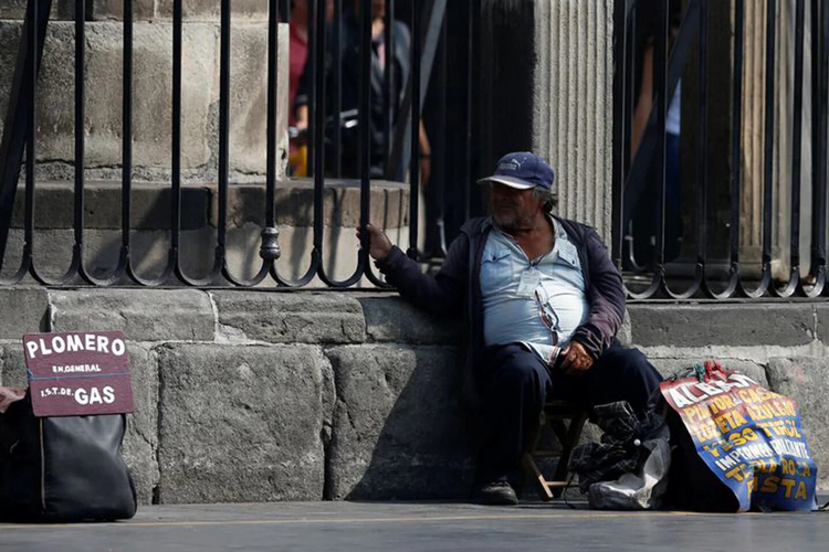 El desempleo en México toca mínimo histórico
