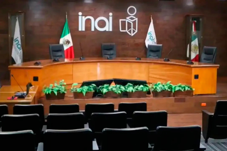 CNDH no está contemplada en iniciativa para eliminar organismos autónomos: AMLO
