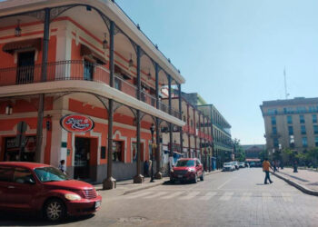 Invaden calles adyacentes al mercado de Tampico; habrá operativos
