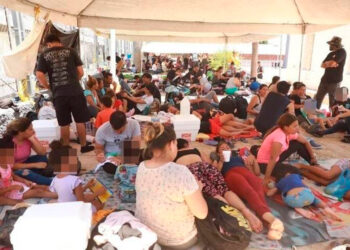 Siguen migrantes varados en la frontera de Tamaulipas