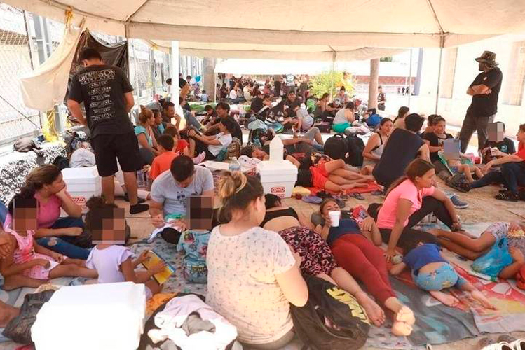 Siguen migrantes varados en la frontera de Tamaulipas