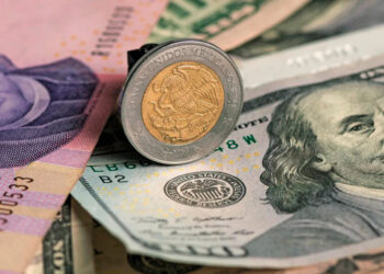Peso inicia la semana con perdidas del 0.20%