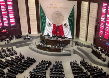 Impugnan más adeudos fiscales al SAT
