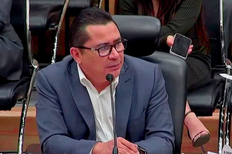 Solicita Llergo destitución de Sergio Ruiz Castellot