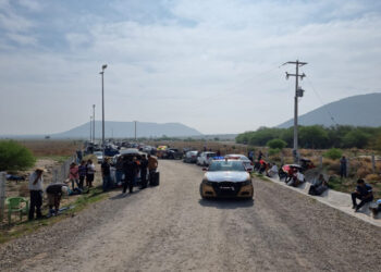 Protestan ejidatarios en Parque Eólico Mesa La Paz