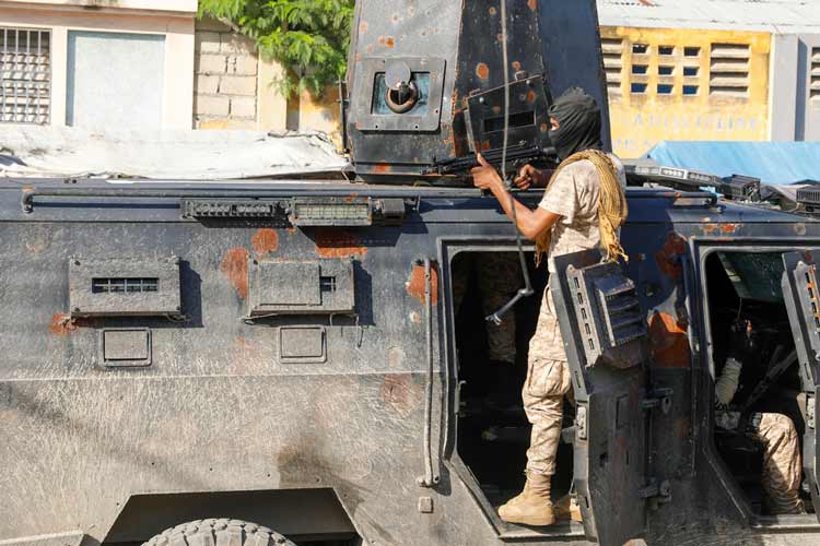 Decomisan en las fronteras 32 mil 439 armas en cinco años