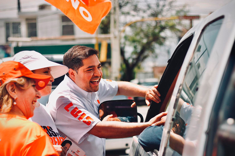 Luis Torre entusiasma a ciudadanos a unirse a brigada