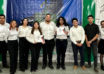 Obtiene la UAT primeros lugares en maratón de conocimientos ANFECA
