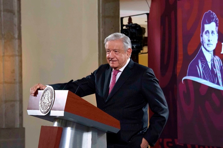 Alejandra del Moral renuncia al PRI; se suma a Sheinbaum