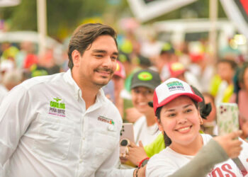 Carlos Peña cierra campaña con optimismo de ganar elección