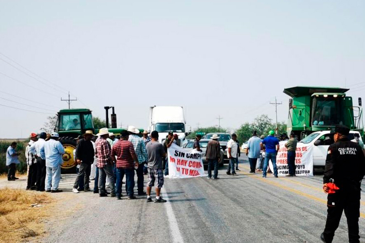 Promete Federación mil mdp a productores después de elecciones