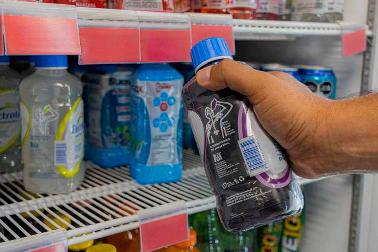 Ola de calor dispara ventas de bebidas rehidratantes