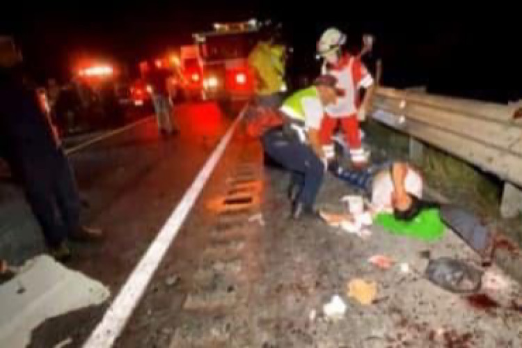Graves, lesionados en encontronazo en la carretera a Zaragoza