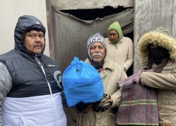 Dif San Fernando Brinda Apoyo a Familias Vulnerables en la Laguna Madre ante onda gélida