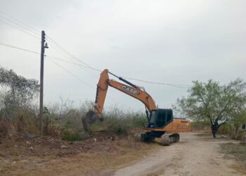 Ayuntamiento rehabilita acceso en Francisco Villa