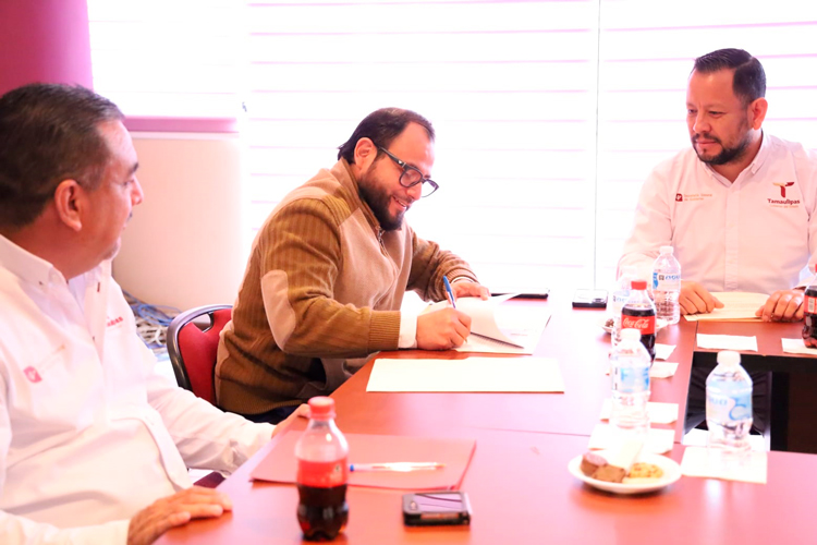 Facilitan pago de derechos vehiculares y entrega de placas a tamaulipecos en Nuevo León