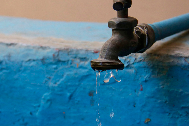 Municipios fronterizos agonizan por falta de agua