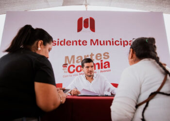 Entrega rector equipo para el mantenimiento de los campus de la UAT