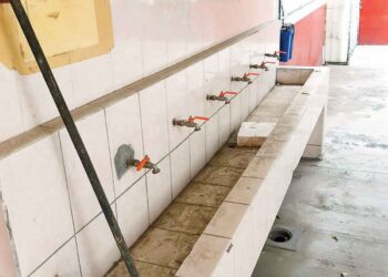 Invierten millones en escuelas rurales abandonadas por años