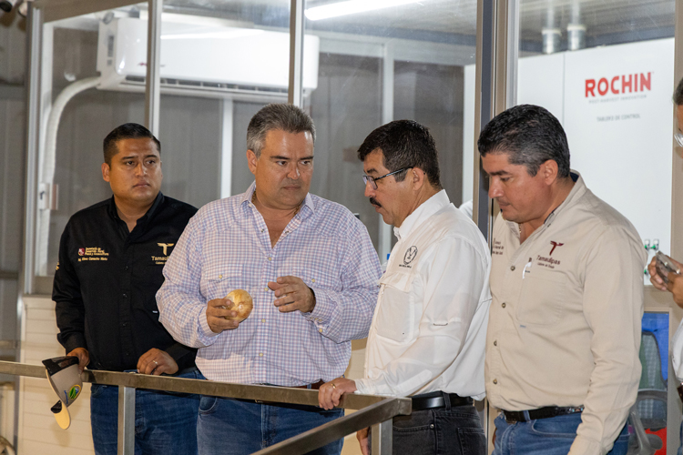 Fortalece rector vinculación de la UAT con el sector agroindustrial