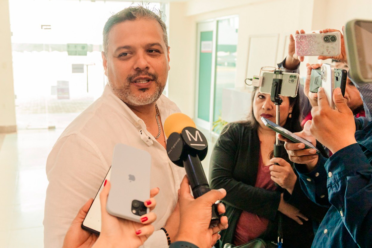 Patty Chío, atestigua concurso de rondas y salto de cuerda «La Tradición Nos Une «