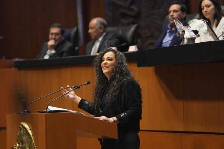 El Senado honra a Ifigenia Martínez por iniciativa de Olga Sosa