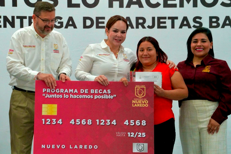 Inicia Carmen Lilia Canturosas pago de 88 mdp en becas