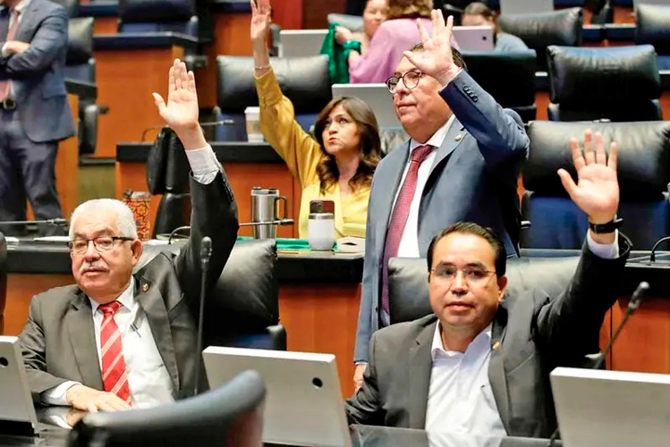Usan los colores de Morena para difundir elección