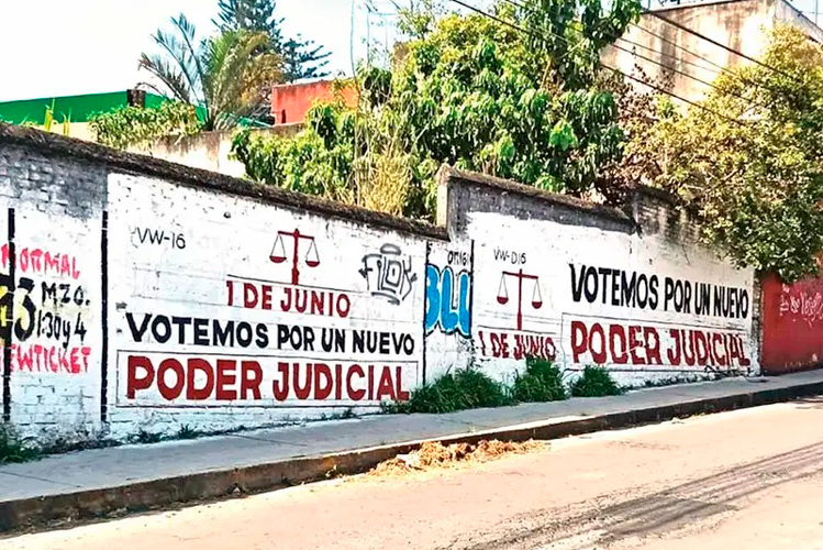 Usan los colores de Morena para difundir elección