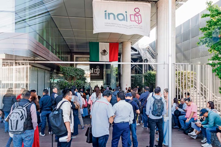 Trabajadores del Inai obtienen liquidación